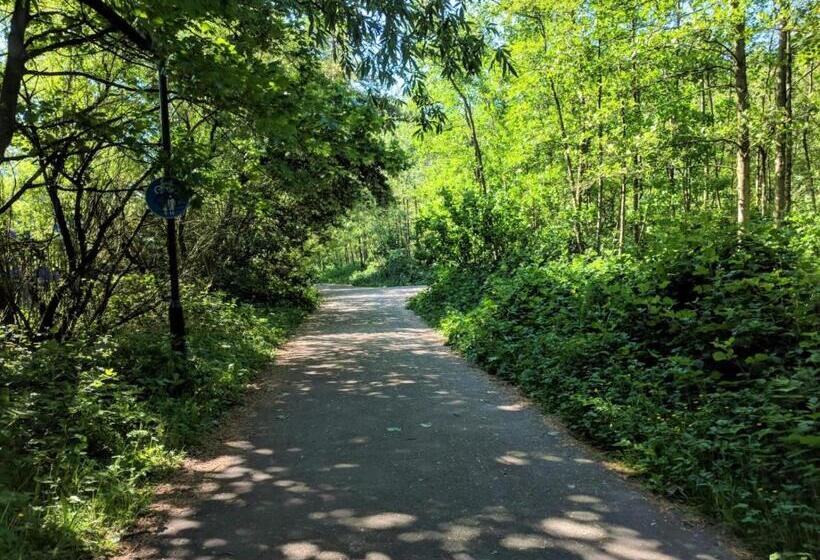 צימר Lancaster Townhouse