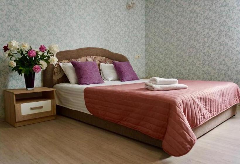 Hotelli Zhuliany City