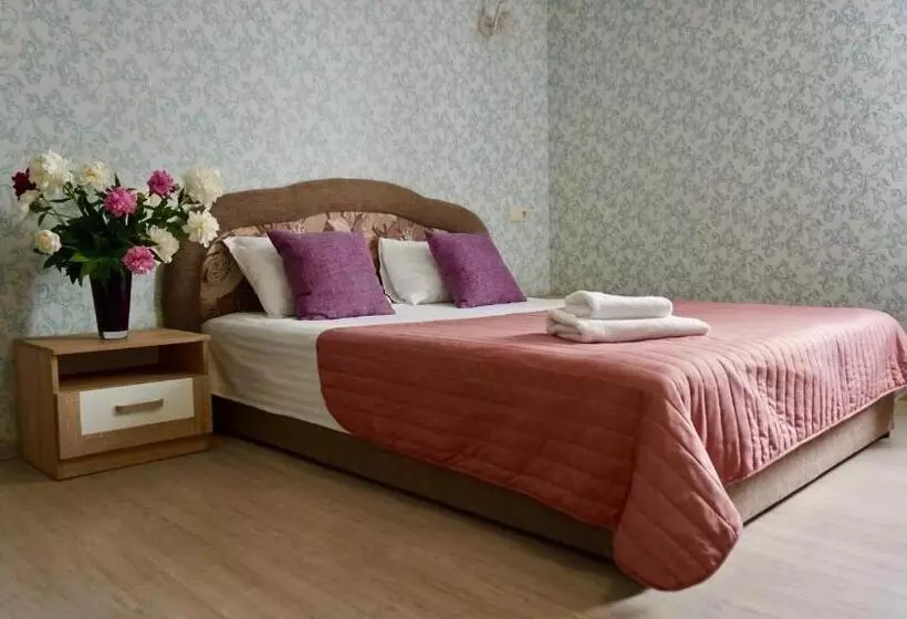 Hotelli Zhuliany City