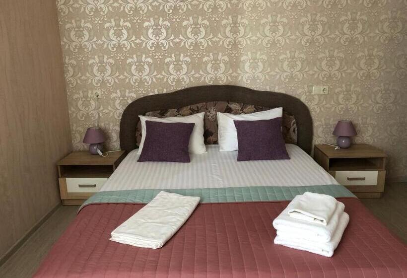 Hotelli Zhuliany City