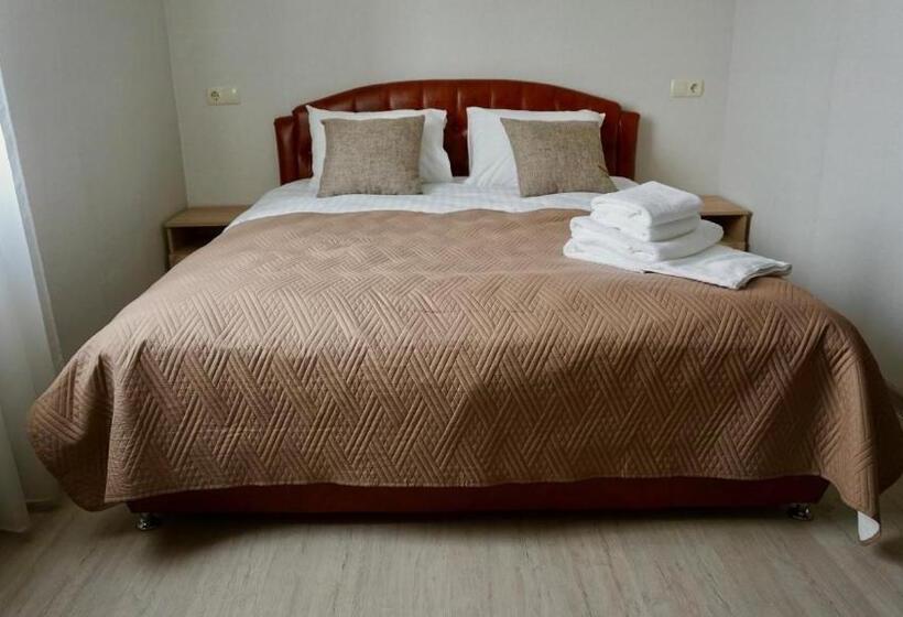 Hotelli Zhuliany City