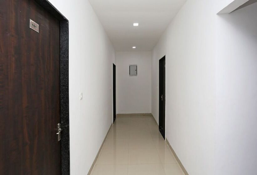 호텔 White Oak  And Restaurants