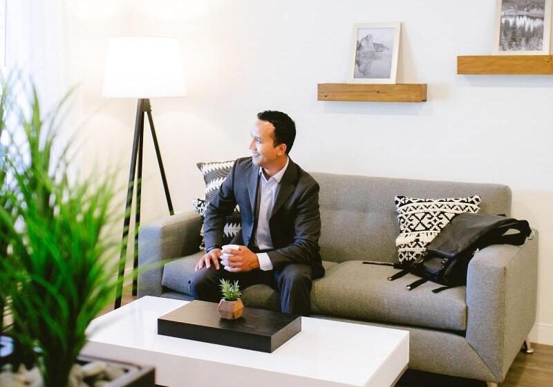 هتل Woodspring Suites Naples