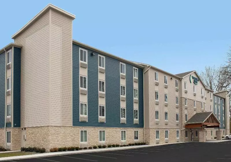 ホテル Woodspring Suites Naples