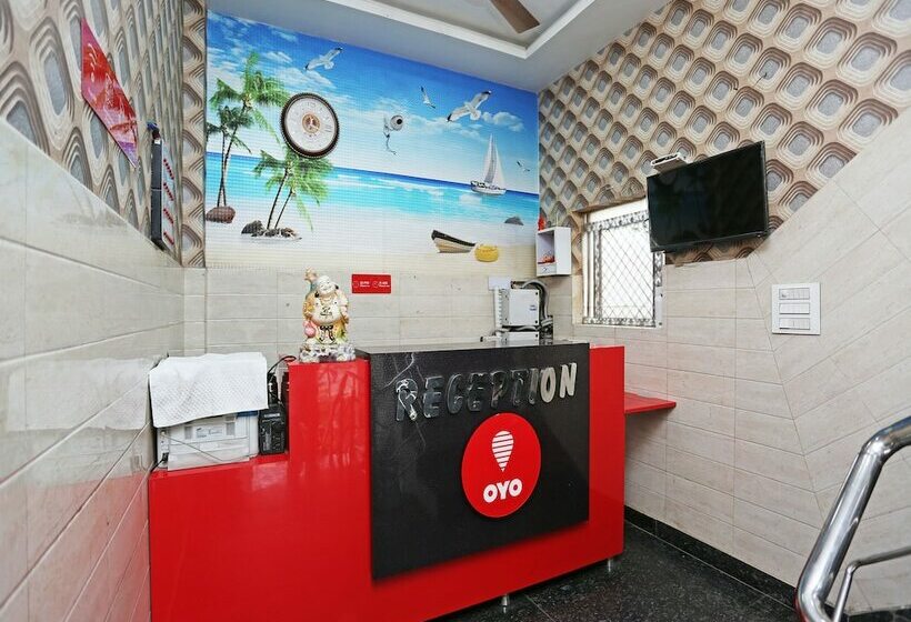 Oyo 13576 Hotel Residency