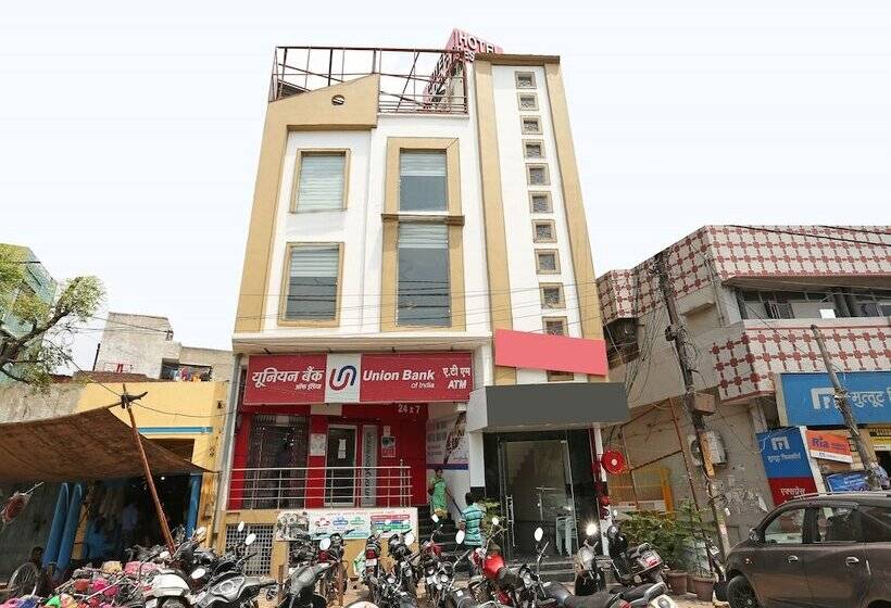 Oyo 13576 Hotel Residency