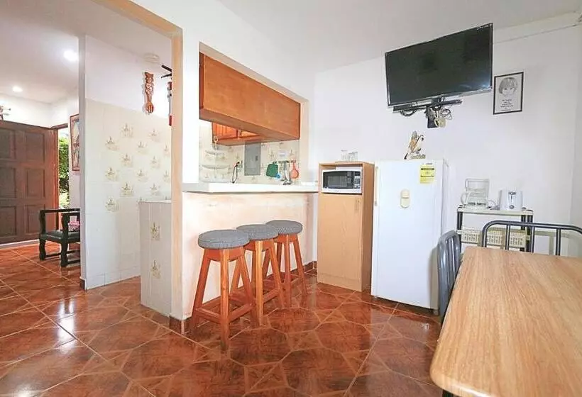 Aparthotel Los Pinos