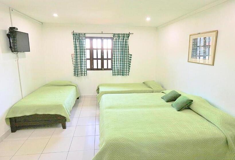 Aparthotel Los Pinos