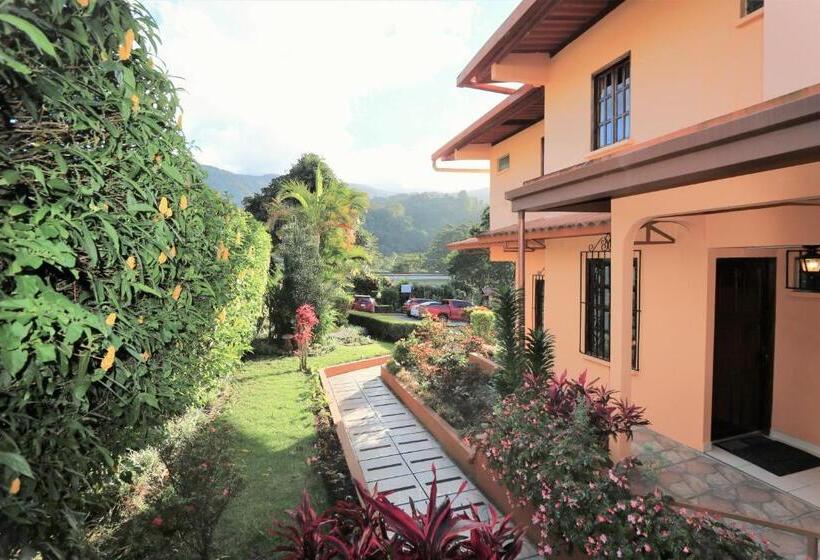 Aparthotel Los Pinos