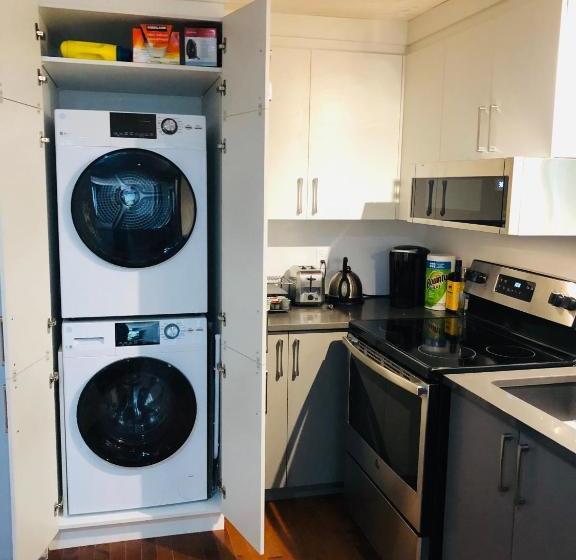 بنسيون Loft Des Suites North Hatley