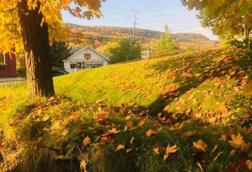 بنسيون Loft Des Suites North Hatley