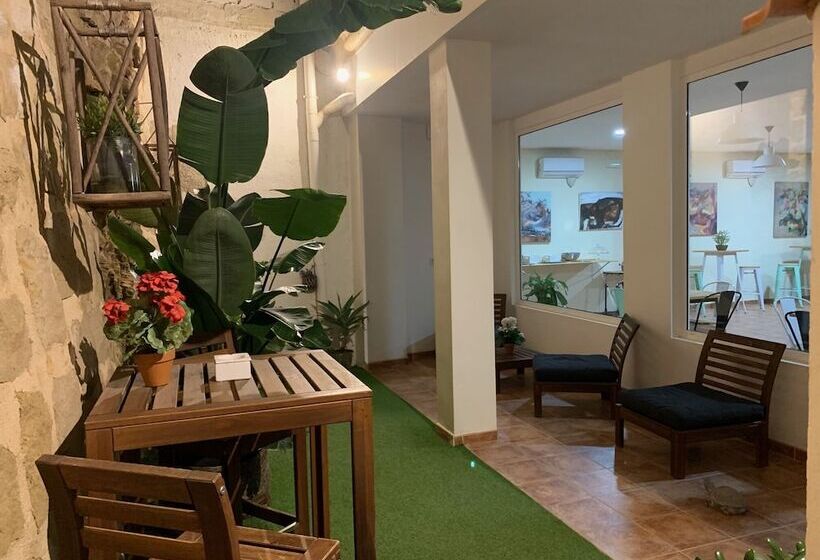 هتل Hostel Sea&dreams Calpe