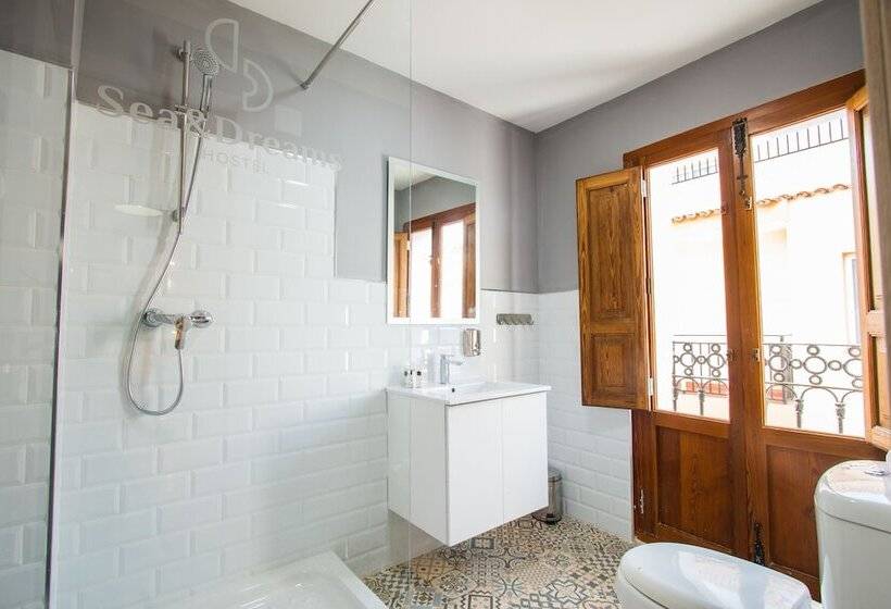 هتل Hostel Sea&dreams Calpe