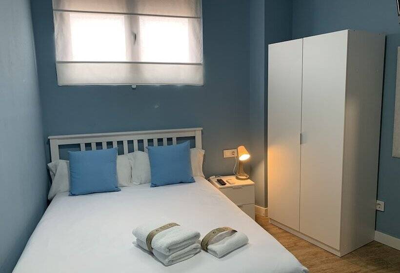 هتل Hostel Sea&dreams Calpe