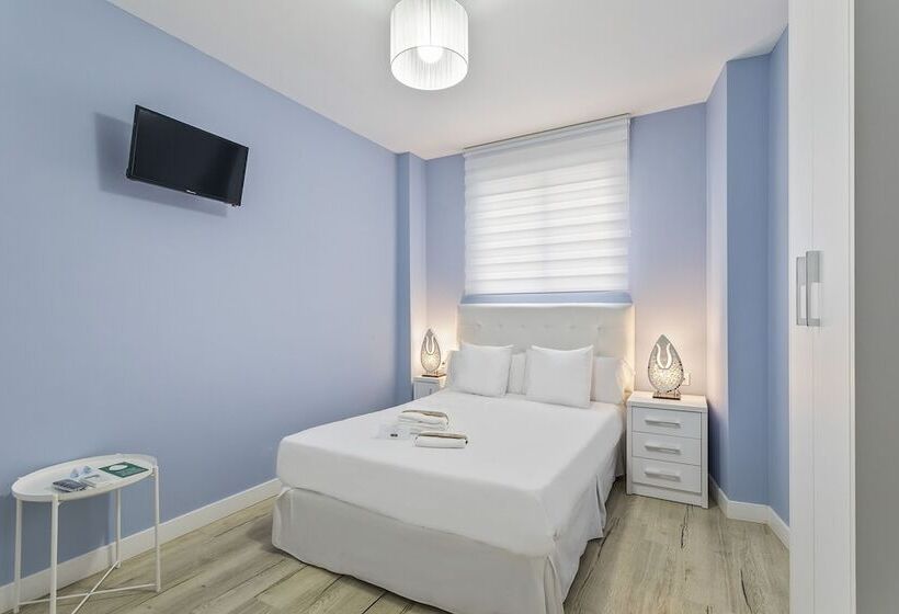 هتل Hostel Sea&dreams Calpe