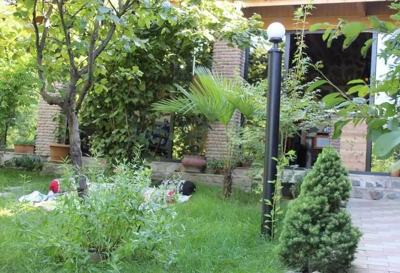 پانسیون Guest House Poligloti