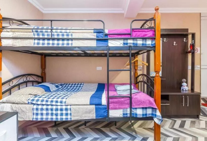 پانسیون Guest House Poligloti