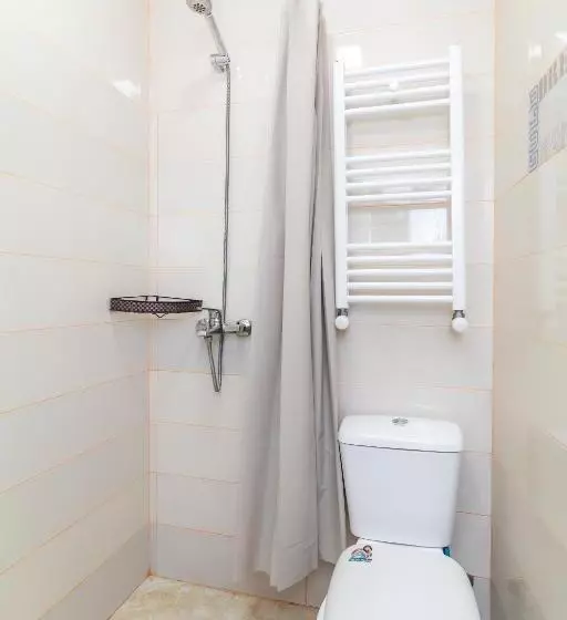پانسیون Guest House Poligloti