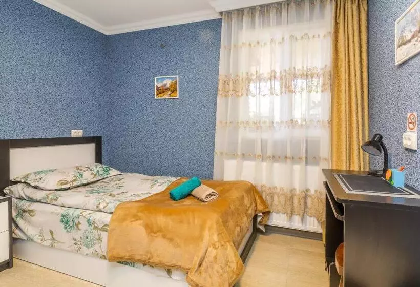 پانسیون Guest House Poligloti