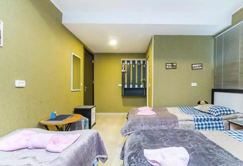 پانسیون Guest House Poligloti