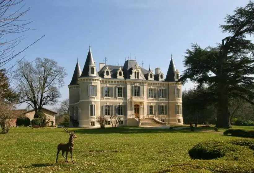 ベッドアンドブレックファースト Château De La Gauderie