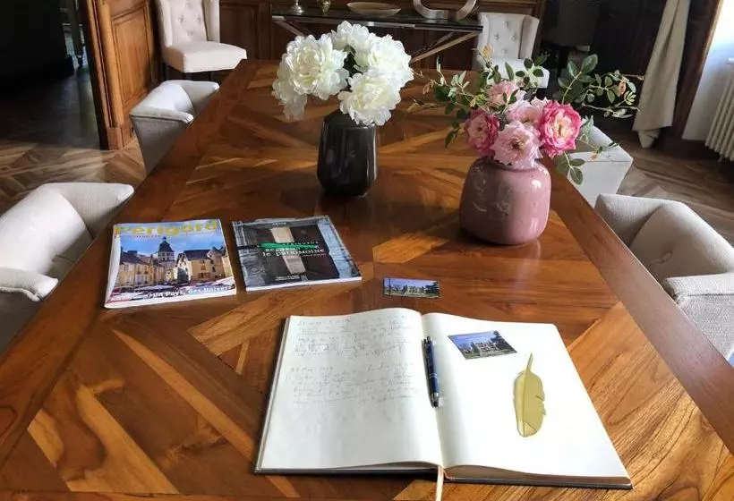 ベッドアンドブレックファースト Château De La Gauderie