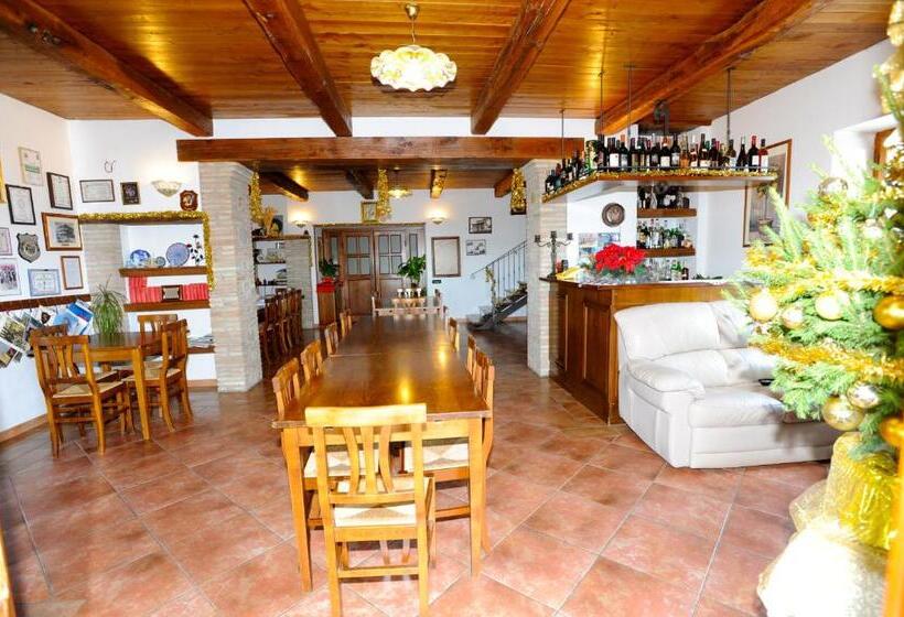 هتل Agriturismo San Fedele