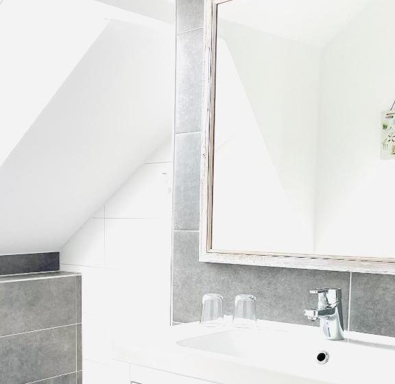 膳宿费 Gästehaus Teerlings Hafen