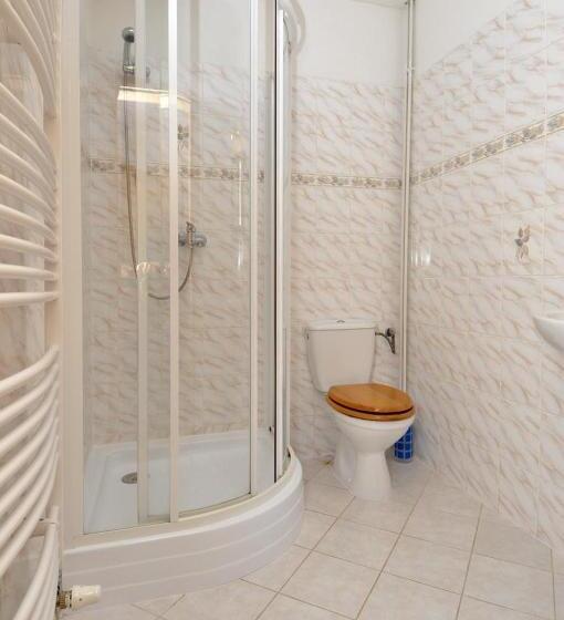 펜션 Penzion U Vodopádu