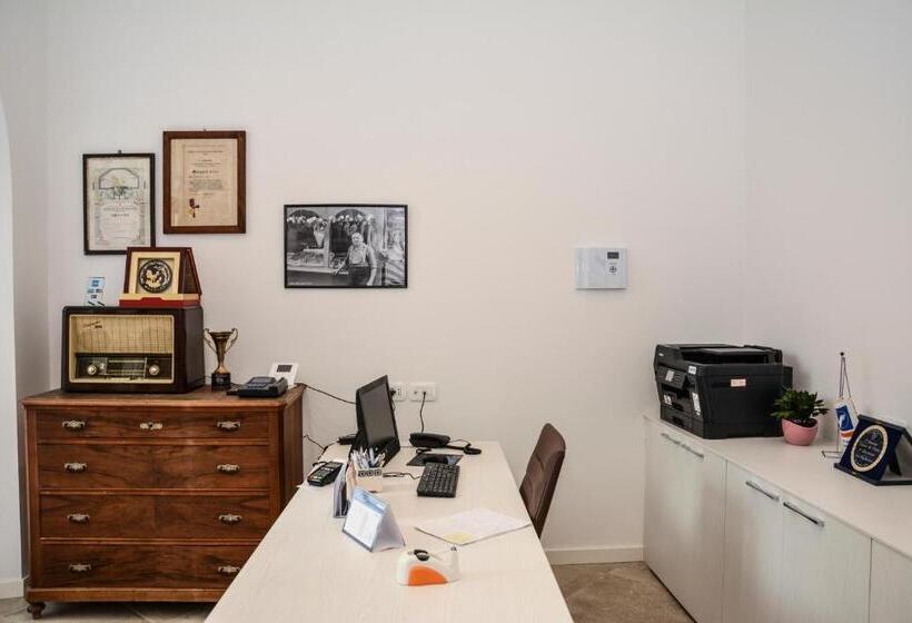 بنسيون Theresia