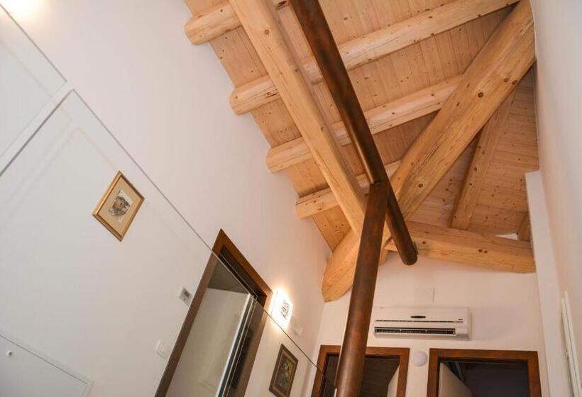 بنسيون Theresia