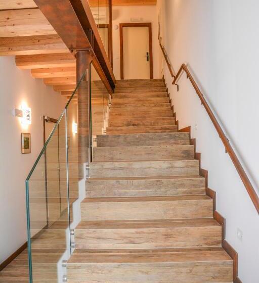 بنسيون Theresia