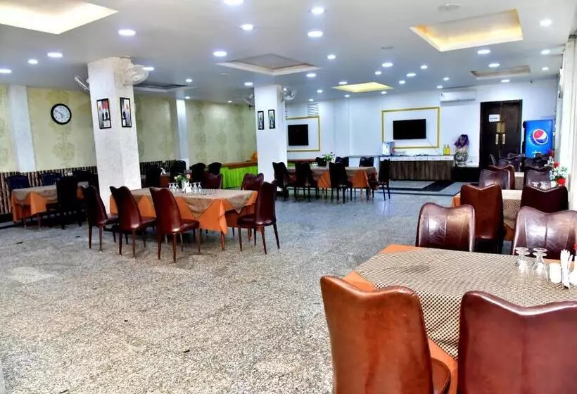 هتل Suraj Palace