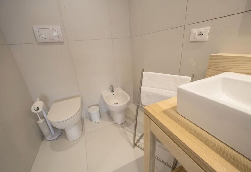 住宿加早餐  Tramura Guest House