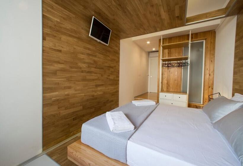 住宿加早餐  Tramura Guest House