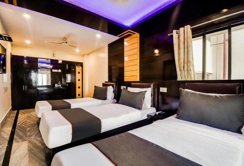 ホテル Super Collection O Meera International