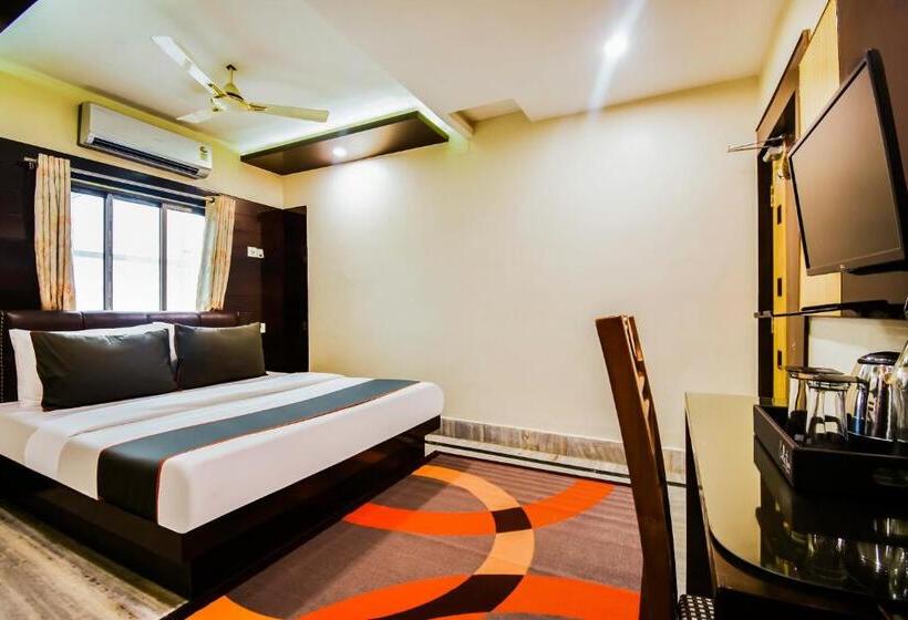 ホテル Super Collection O Meera International