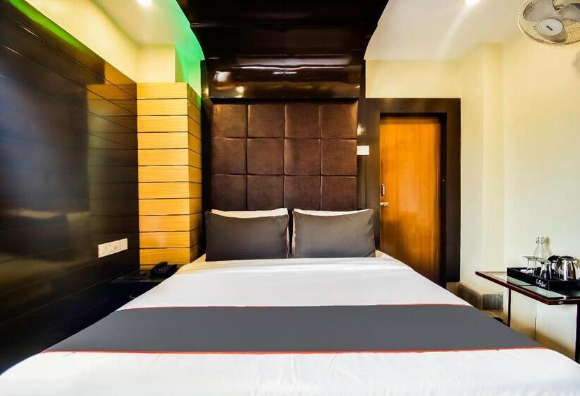 ホテル Super Collection O Meera International