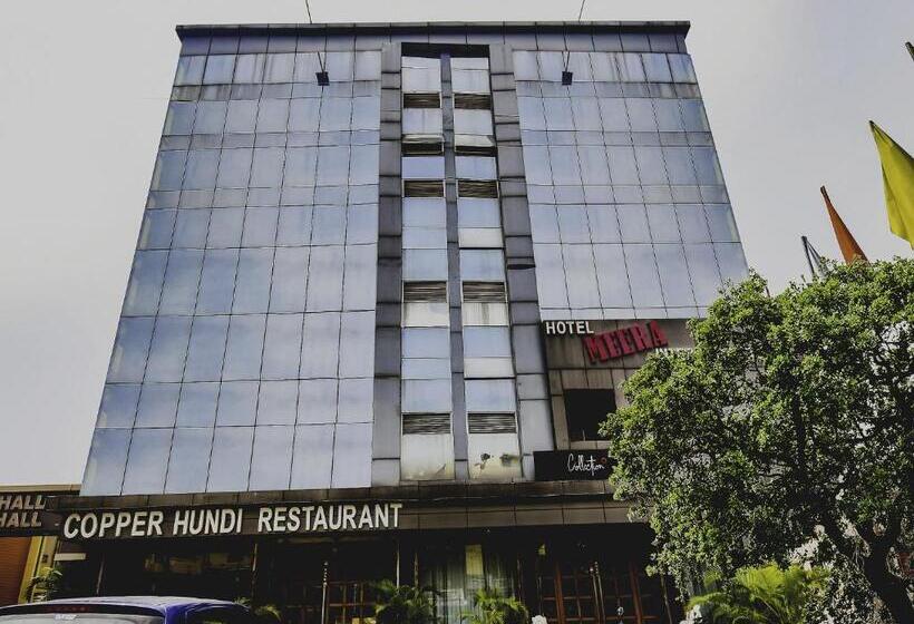 ホテル Super Collection O Meera International