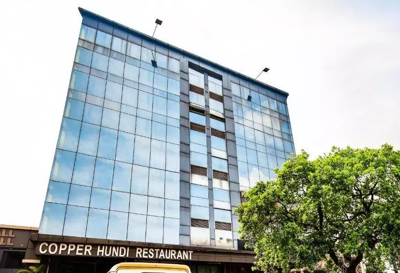 ホテル Super Collection O Meera International