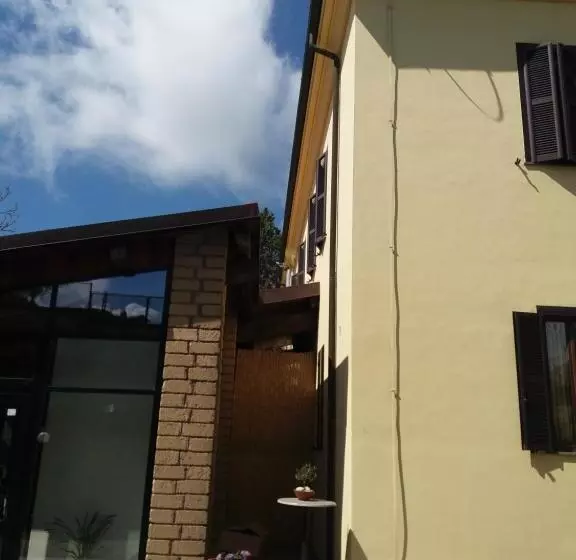 Hotelli Ostello Ortensi