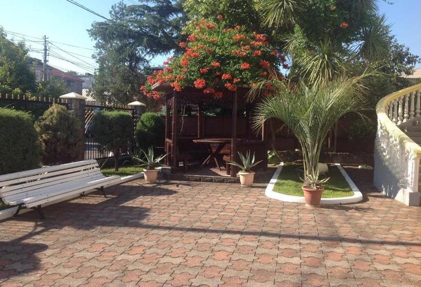 پانسیون George's House