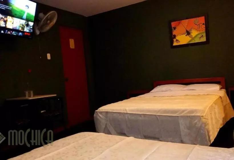 پانسیون Hostal Residencial Mochica