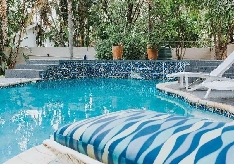 پانسیون Iso'bella Vita Guesthouse