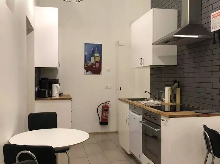 پانسیون Kirkjufell Guesthouse And Apartments