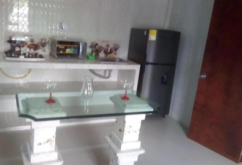 پانسیون Velices