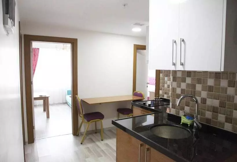 Royal Babil Suites