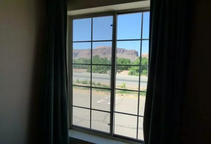 هتل Moab Gateway Inn At Arches Nat'l Park