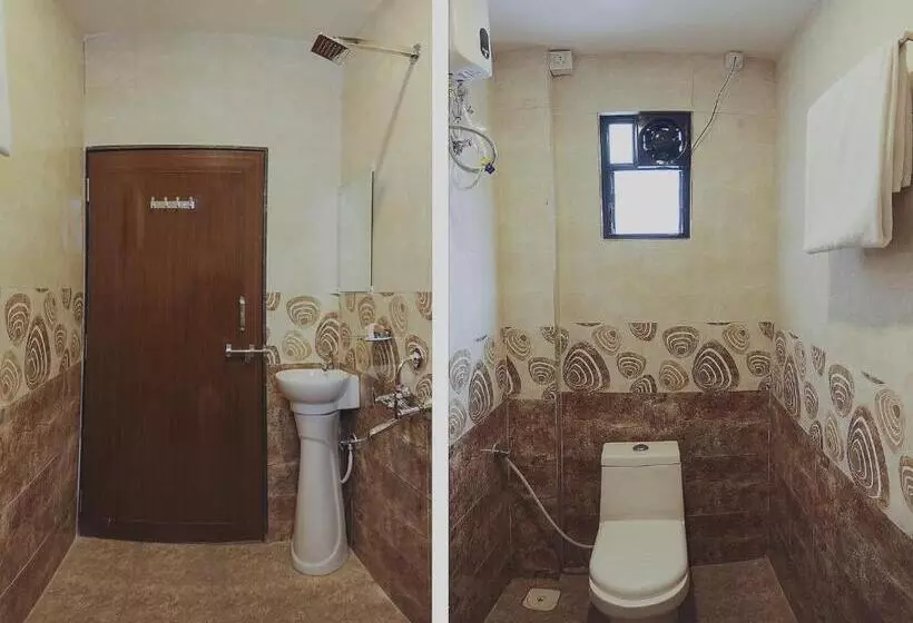 Hotelli O The Orchid Guest House Near Khadki Bazaar