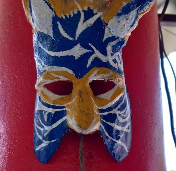 پانسیون Hostal Luz De Luna